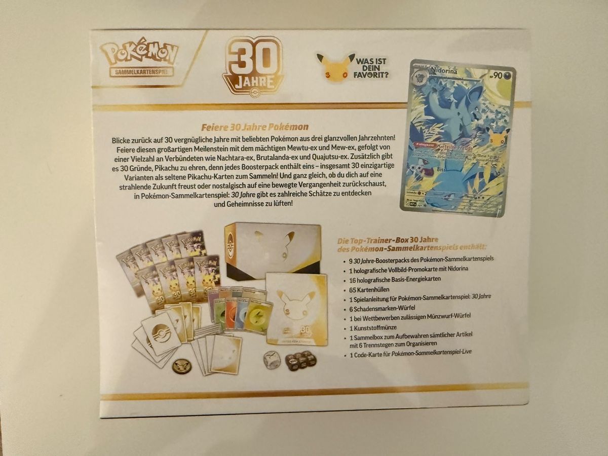 Pokémon Carte collezionabili: Pokemon 30th Celebration TTB – Nuovo e nell'imballaggio originale da Thun venduto da gia_8nqp 2