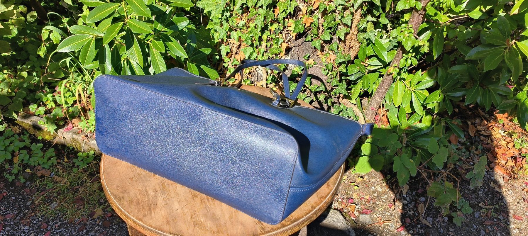 Michael Kors Taschen für Damen: Michael Kors Handtasche blau – Gebraucht aus Wädenswil von M_Gee 4