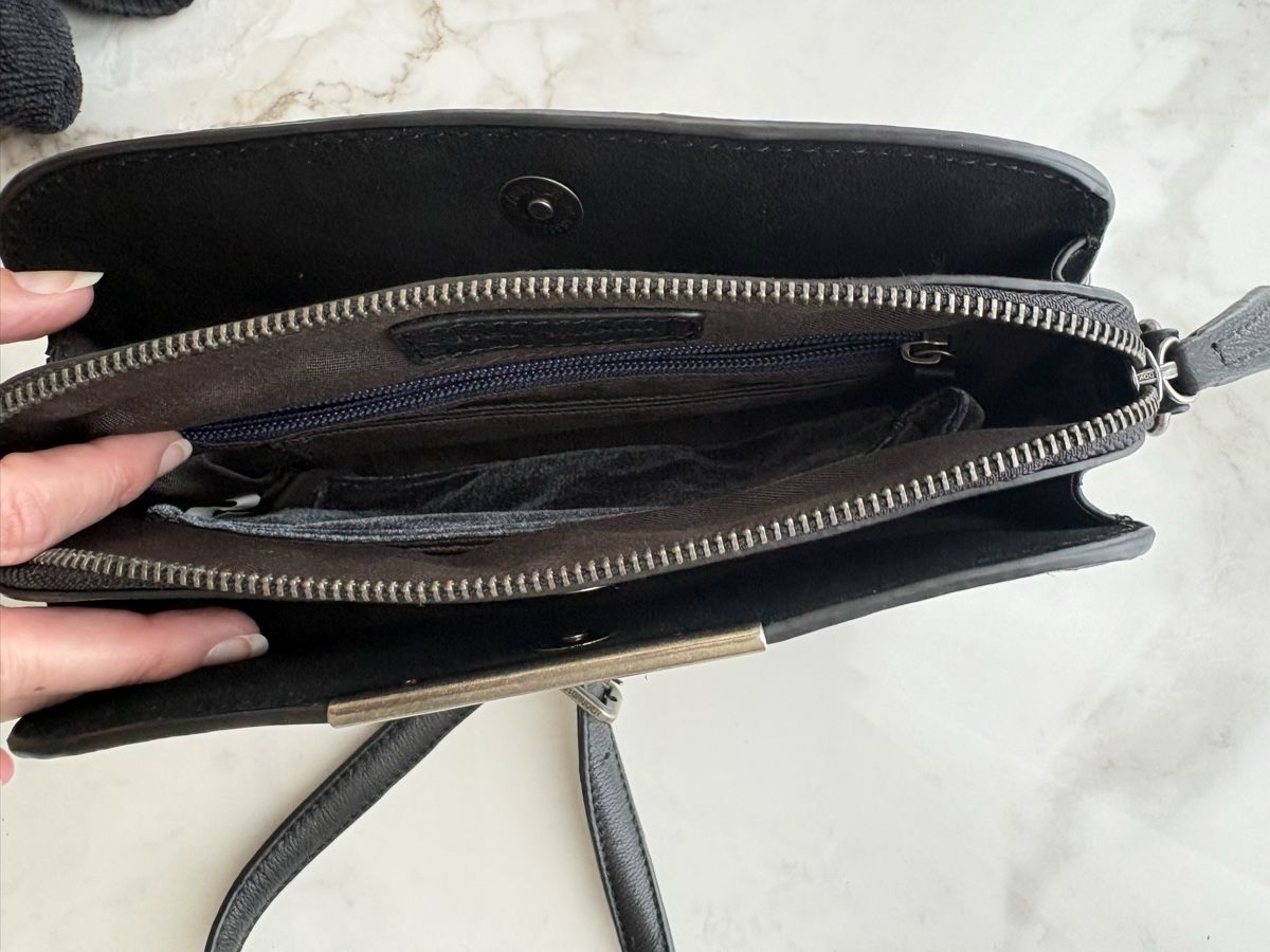 FredsBruder Borse da donna: Schicke Ledertasche FredsBruder  – Usato da Estavayer-le-Lac venduto da Mimmy02 3