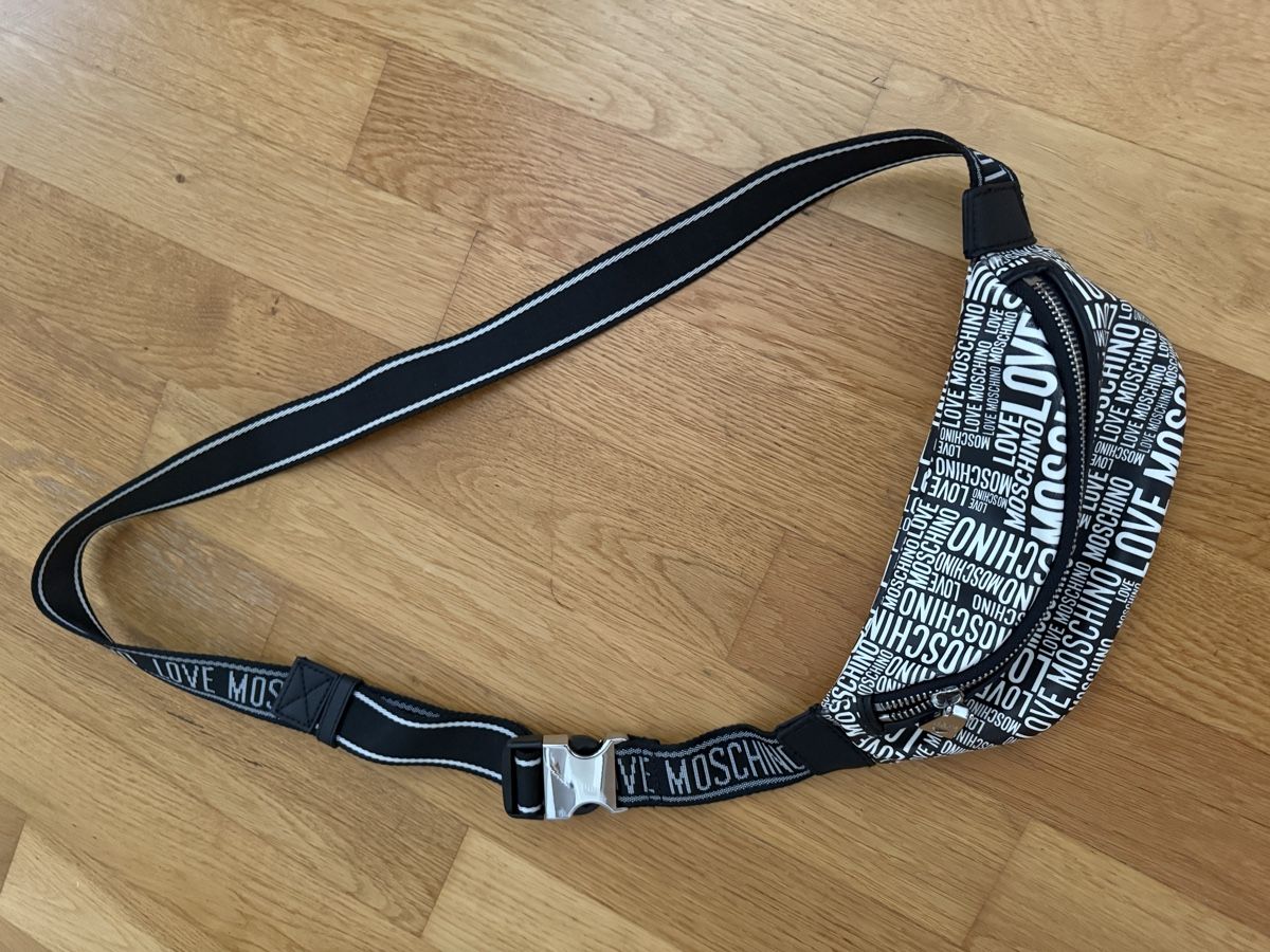 Moschino Sacs: Bauchtasche – D'occasion à Affoltern am Albis par Strahlemann1