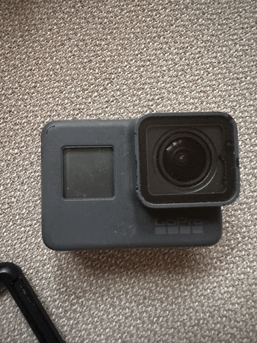 Gopro Action Cam: GoPro Hero 6 Black + Accessories – Nuovo (secondo la descrizione) da Zürich venduto da chayen 3