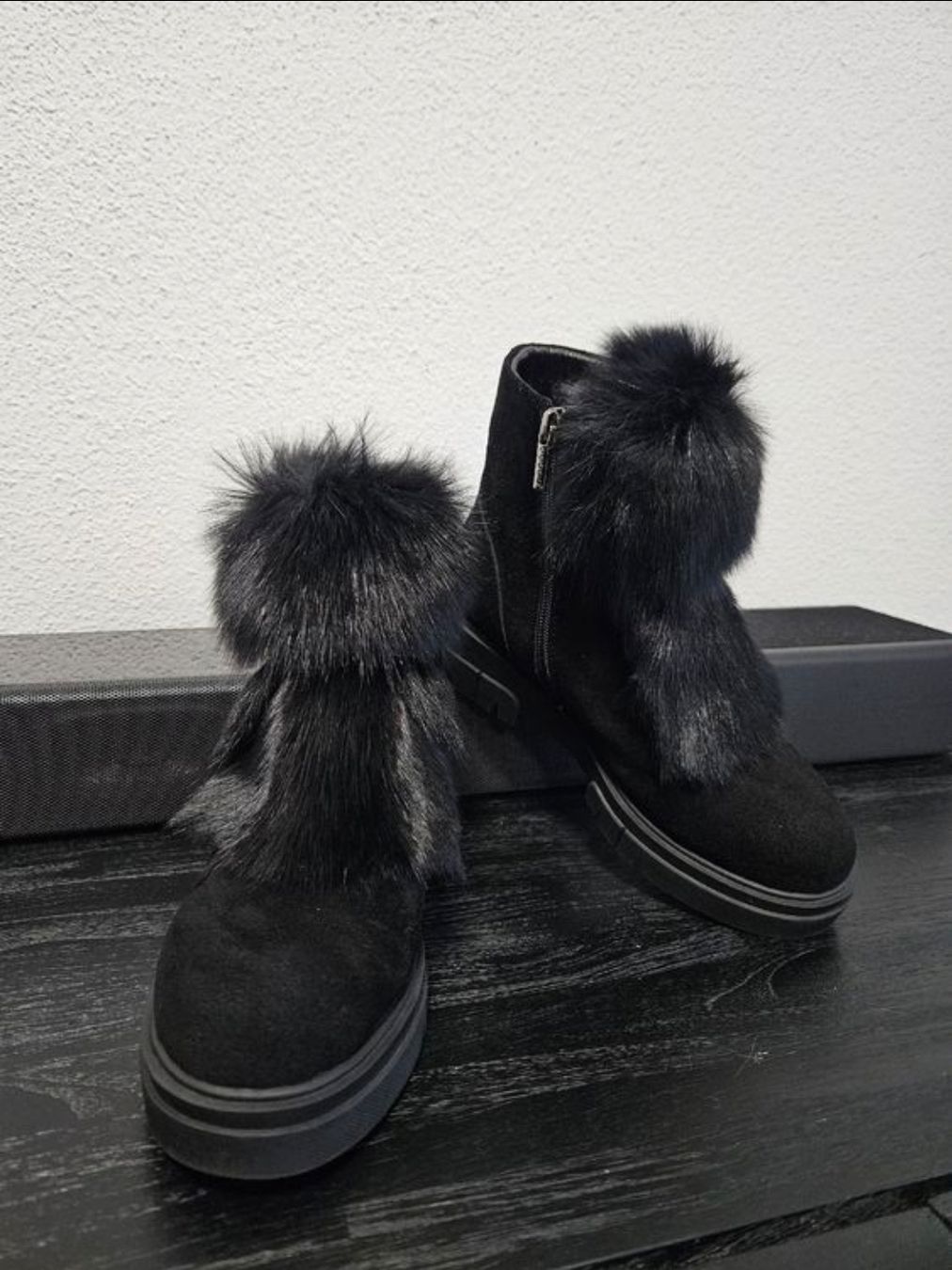 Scarpe da donna: Elegante Winterboots mit Fell – Usato da Bülach venduto da Recherchieren