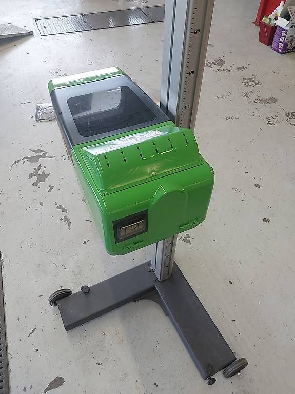 Misurare: BOSCH Lichteinstellgerät HTD 815 – Usato da Mettendorf TG venduto da GarageSchenkel 2