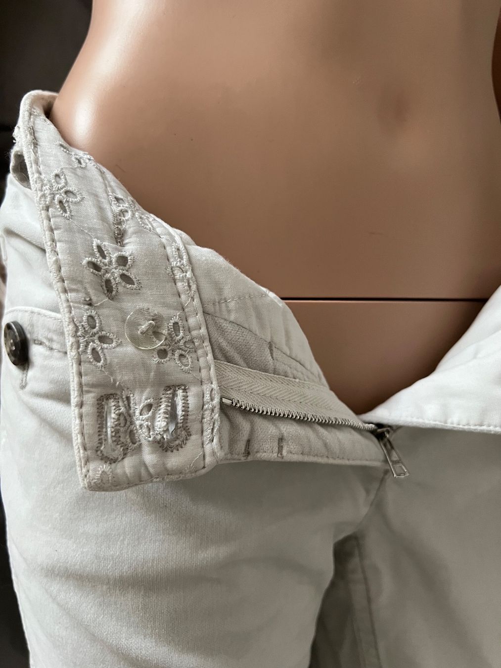 Marc Cain Pantaloni: Marc Cain Samthose, Grösse 1/34 – Usato da Bergdietikon venduto da pinkerton13 6