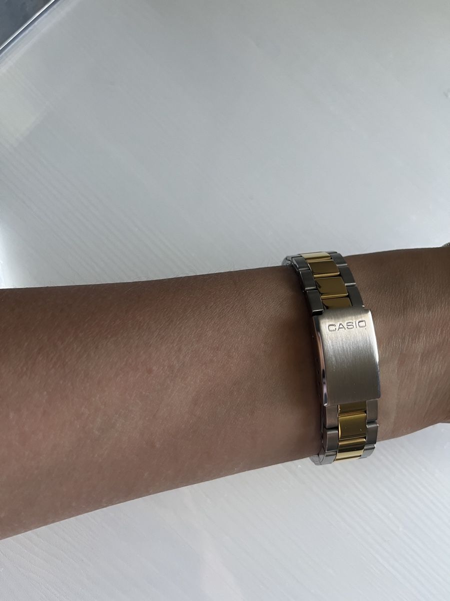 Casio Orologi: Casio Damenuhr in Gold/Silber – Nuovo (secondo la descrizione) da Sulgen venduto da jac_hp2g 2