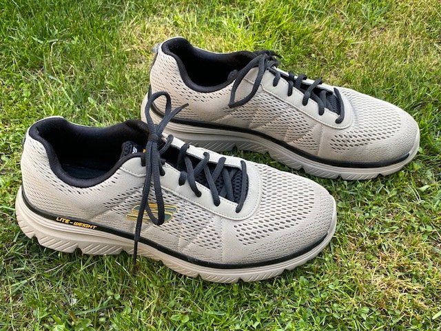 Skechers Chaussures hommes: SKECHERS Lite Weight – Neuf (Voir description) à Pfaffhausen par stepober