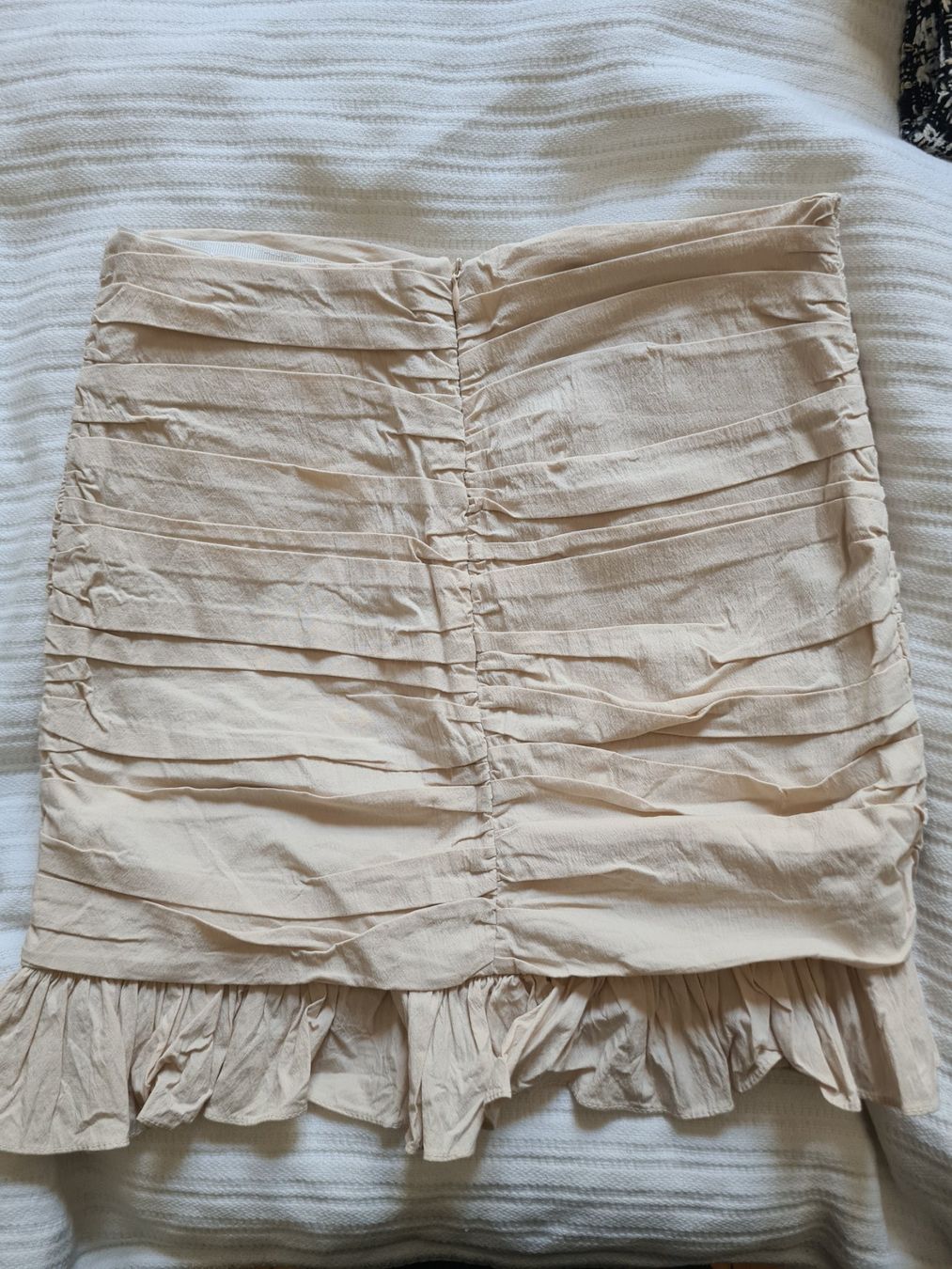 Zara Gonne: Mini jupe Zara avec strass - Taille S – Usato da Genève venduto da Tresor305 1