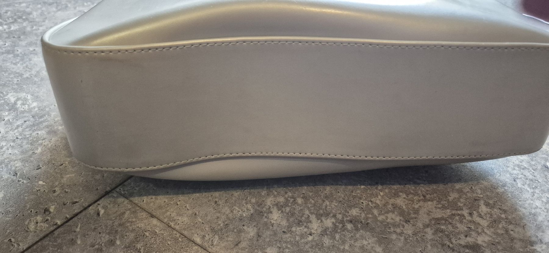 Taschen für Damen: SEQUOIA  – Gebraucht aus Cortaillod von ramssa 3