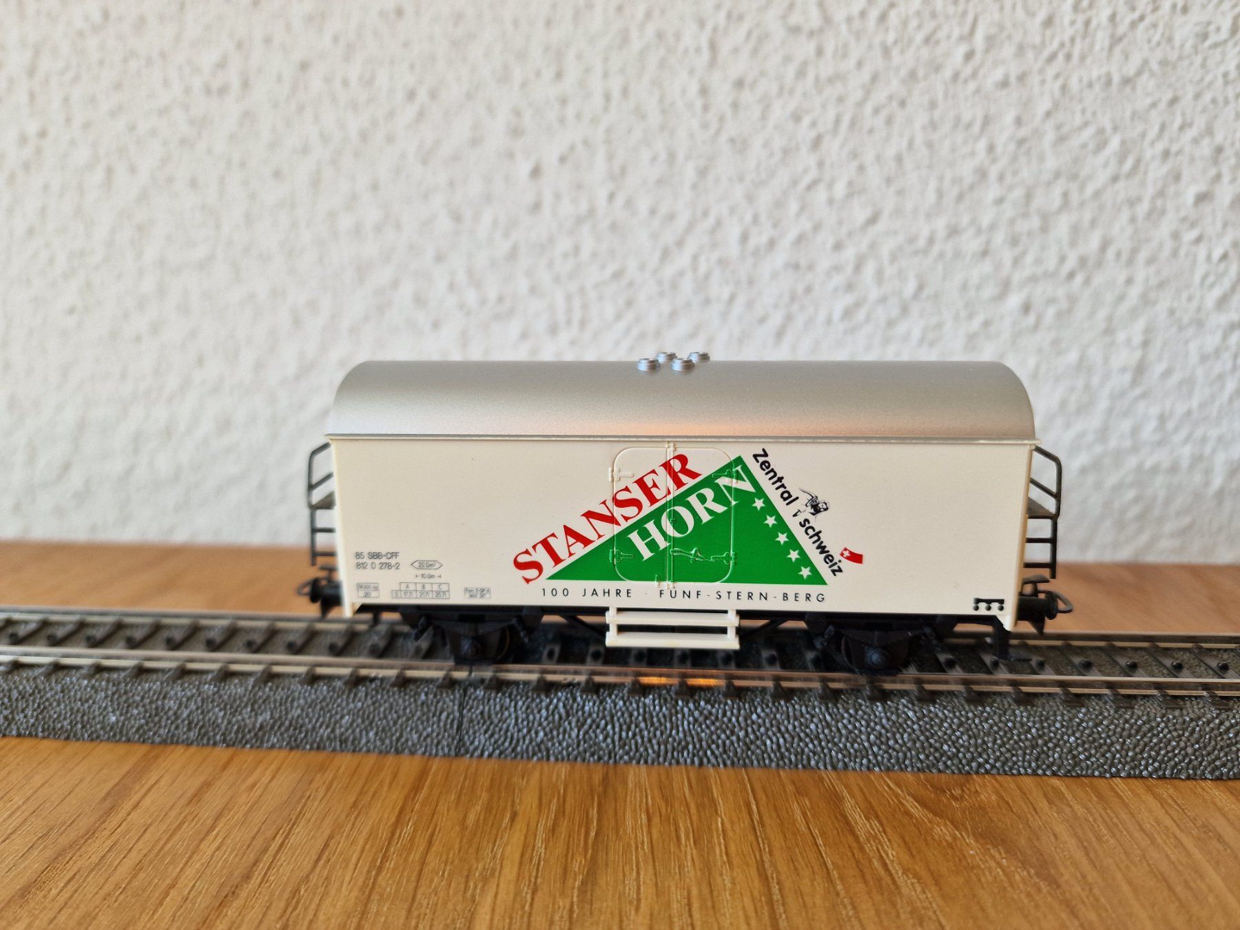 Märklin Modellini di ferrovie: SBB Stanser Horn Güterwagen H0 – Usato da Matten b. Interlaken venduto da lor_hr9w