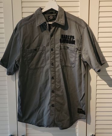 Harley Davidson Kurzarmhemd Grau Gr. M Top Zustand