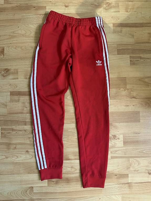 Adidas Pantaloni: Adidas Trainerhose - rot -Original – Usato da Wädenswil venduto da dom_fon 1