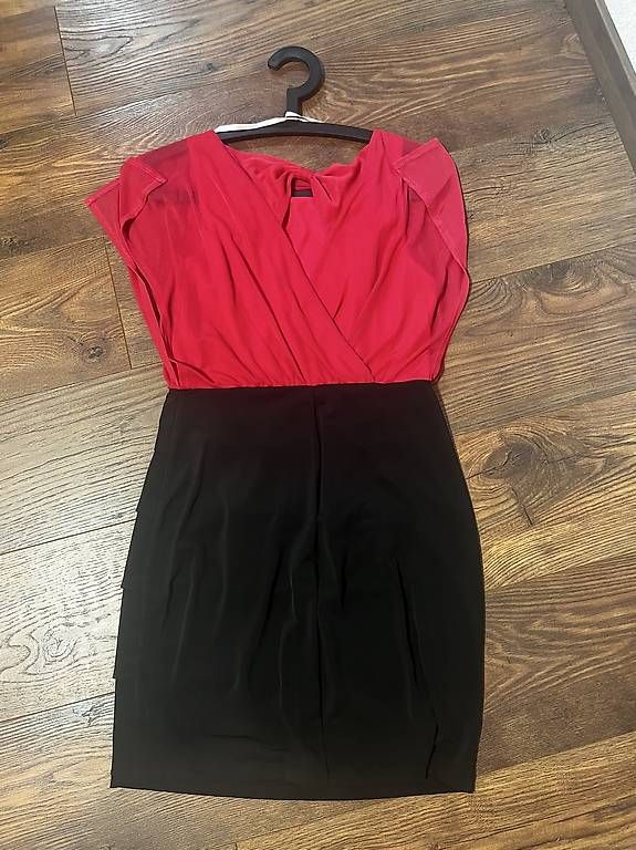 Robes: Elegantes Abendkleid - Grösse L – D'occasion à Grüningen par Zani87
