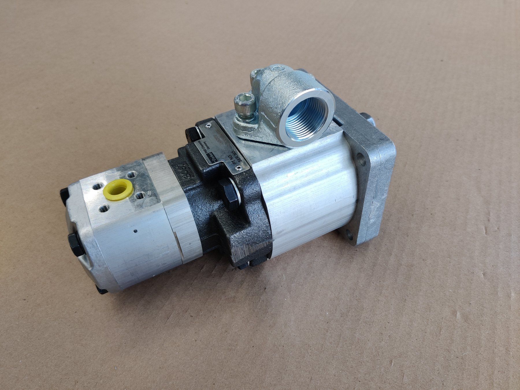 Pumpen & Teile: Winkel-Flanschstutzen RPA 2/34M – Neu und originalverpackt aus Fischbach-Göslikon von Elektromech_Verkauf 3