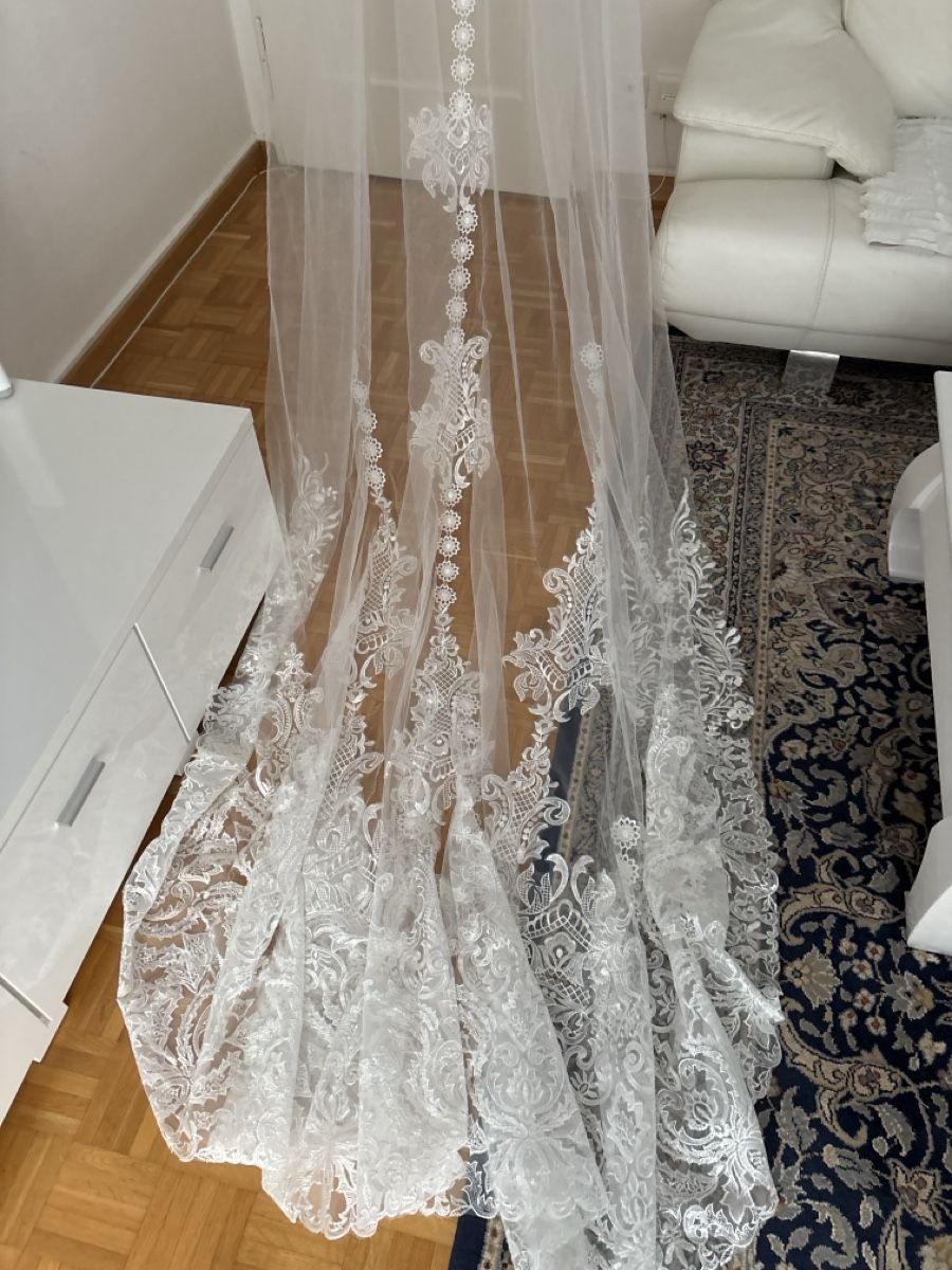 Vestiti: Hochzeitsschkeier 3.5 Meter lang – Usato da Zürich venduto da fllanza01 2