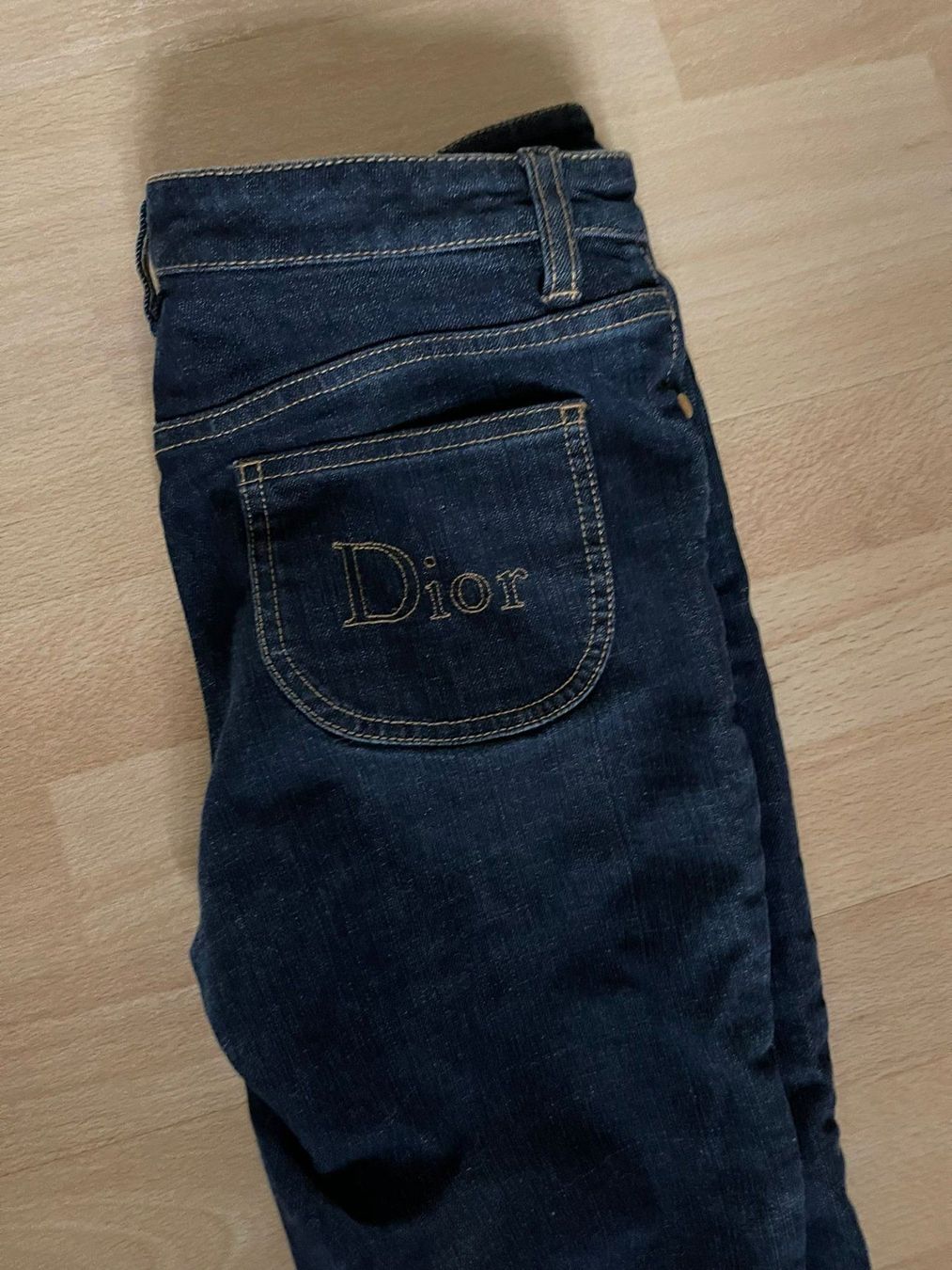 Dior Jeans: Dior Jeans 34 – Nuovo (secondo la descrizione) da Safenwil venduto da ang_x8dm 1