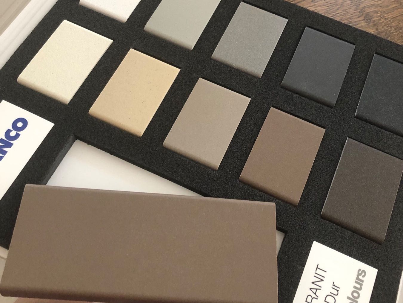 Altro per Eventi aziendali & Feste: BLANCO Echantillons Couleurs SILGRANIT PuraDur – Usato da St-Aubin FR venduto da Tiweety