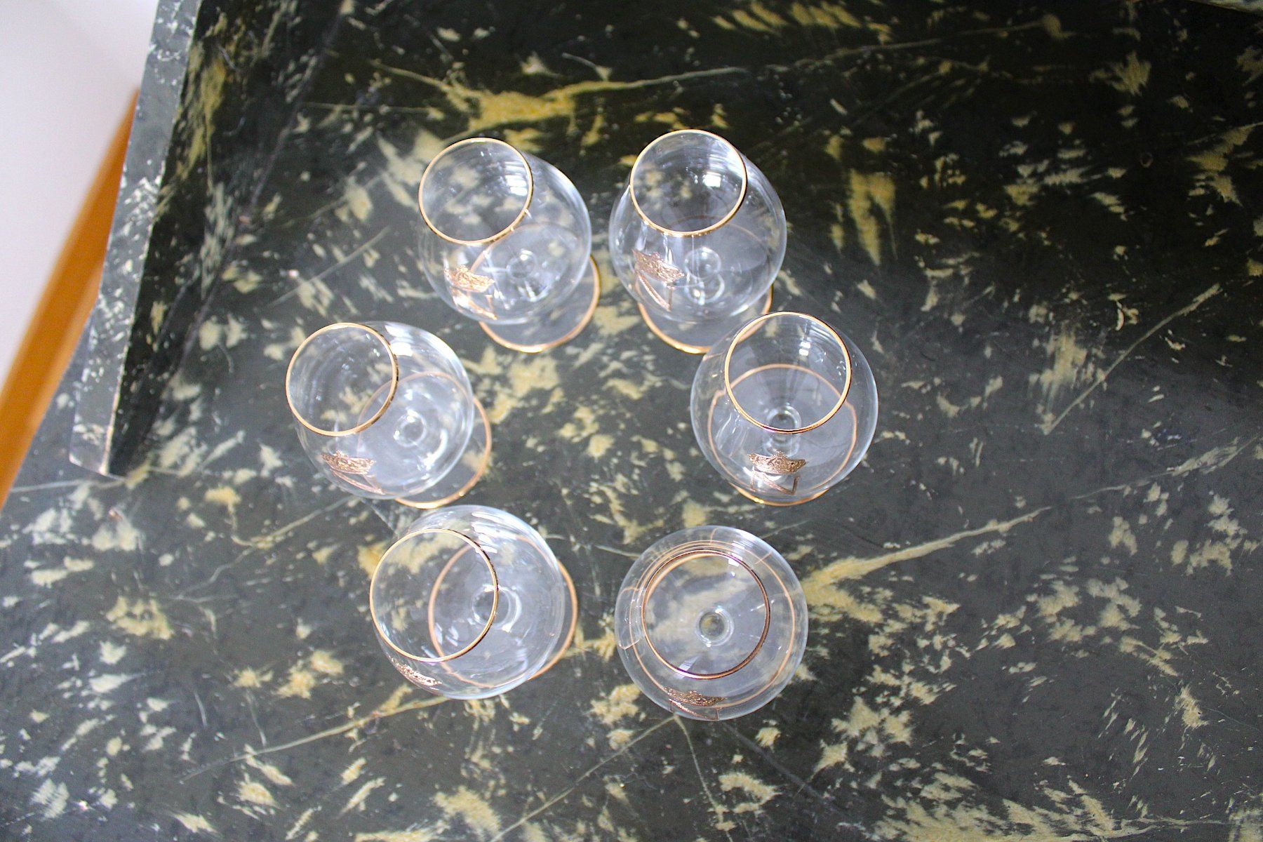 Verres: Kleine Cognacschwenker. – D'occasion à Locarno par fripui 2