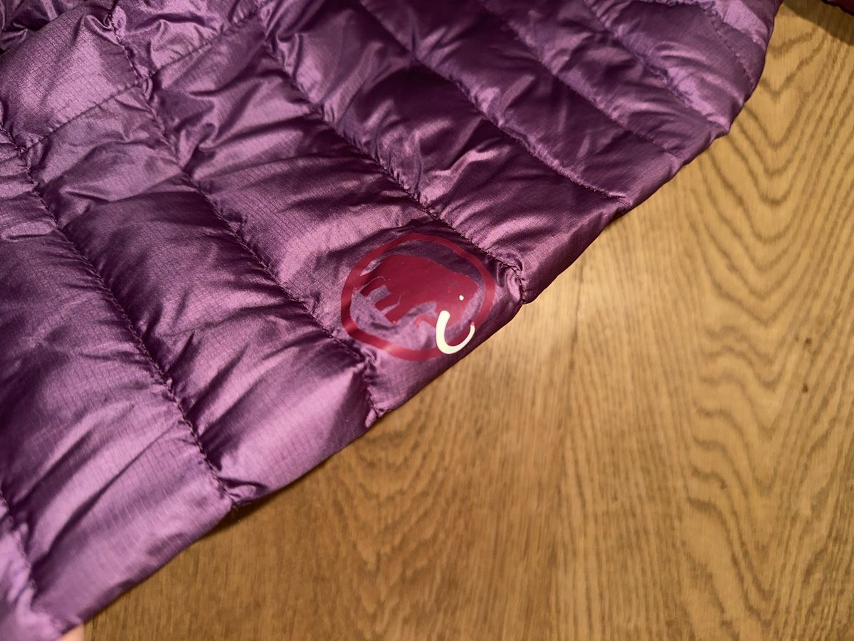 Mammut Jacken: Mammut Daunenjacke, Lila, Gr. S – Gebraucht aus Basel von Oloir 4