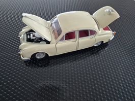 Jaguar Mark II,  Modellauto 1:18, Beige, Top