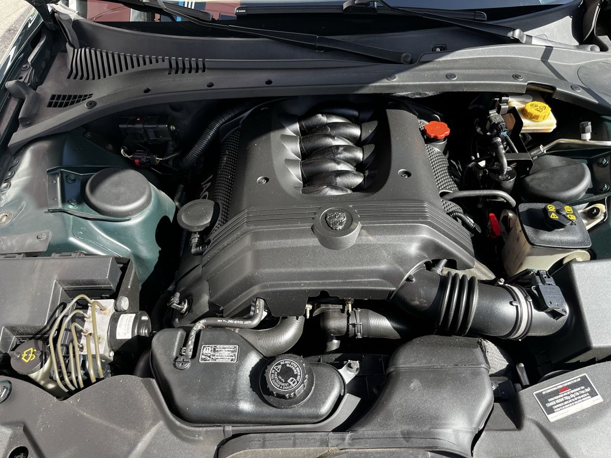 Jaguar Automobili: Jaguar S-Type 4.0 V8 – Difettoso da Schlieren venduto da classic3.5 8