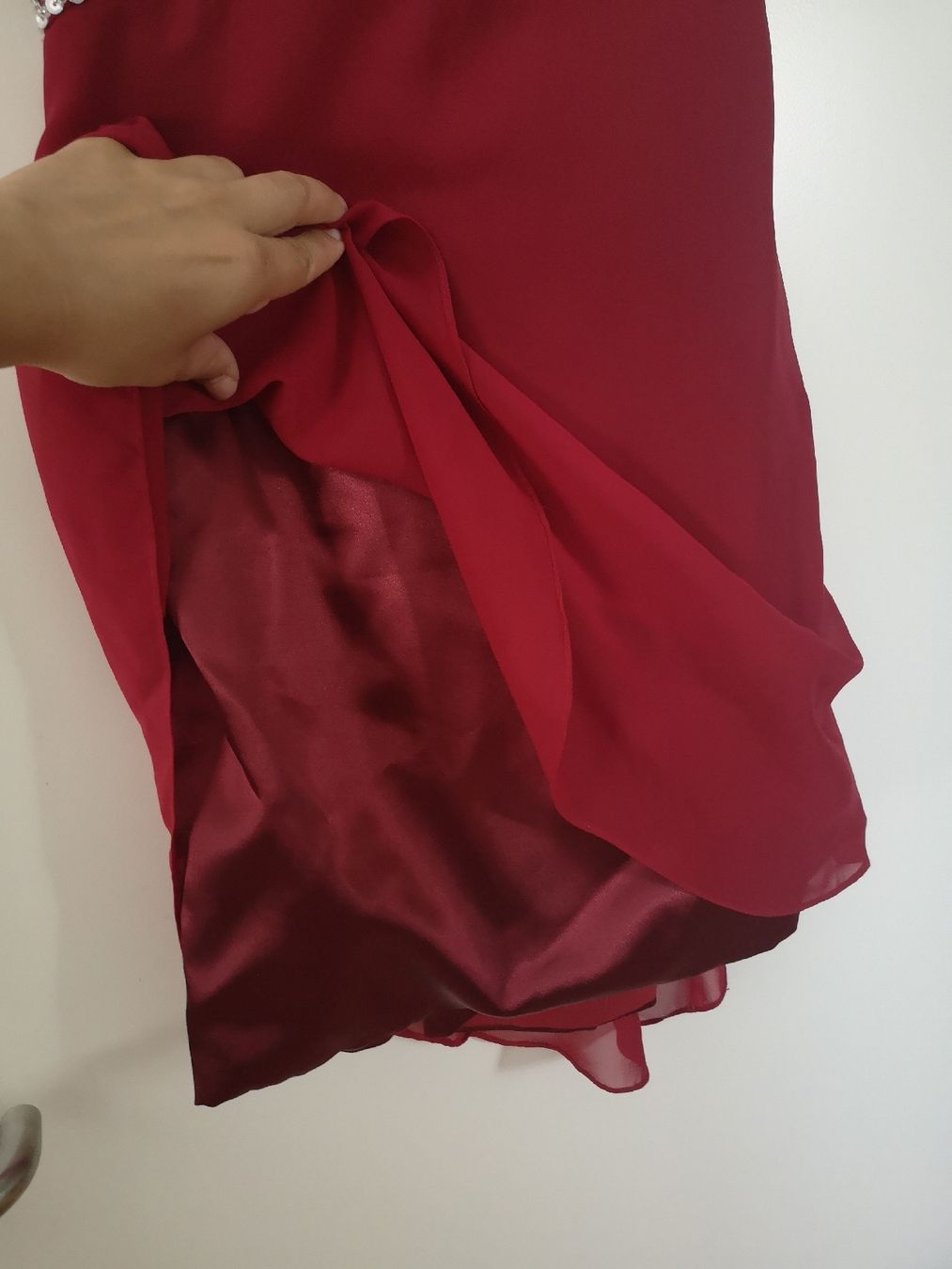 Vestiti: Festkleid Bordeauxrot – Usato da Sissach venduto da sasocla 2