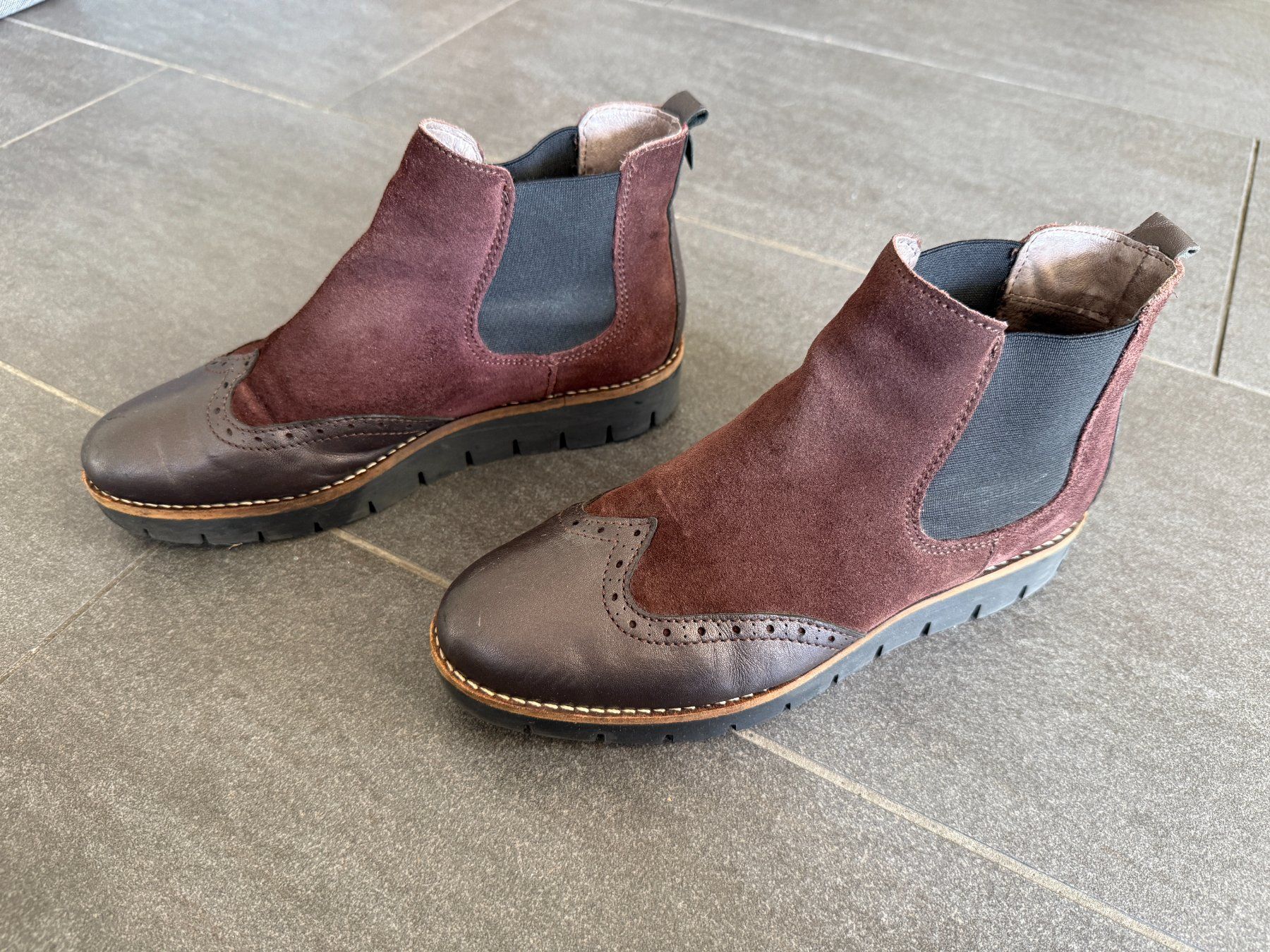 Scarpe da donna: Spende MSF - Chelsea Boots - Gr. 39 - Bordeaux – Usato da Fällanden venduto da La_Natie 2