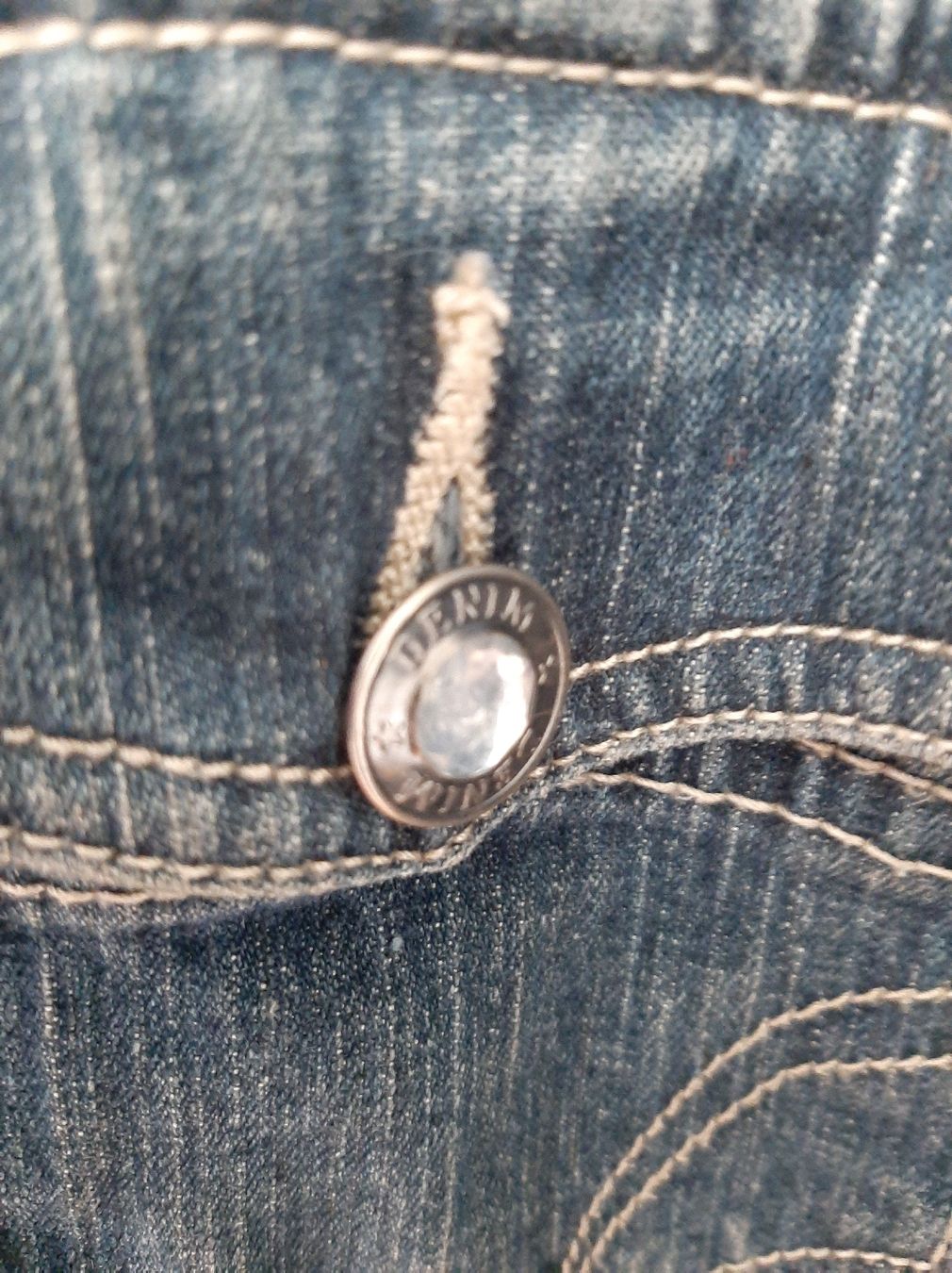 Jacken: Gut erhaltene Jeansjacke  – Gebraucht aus Hochdorf von Amazone0 3