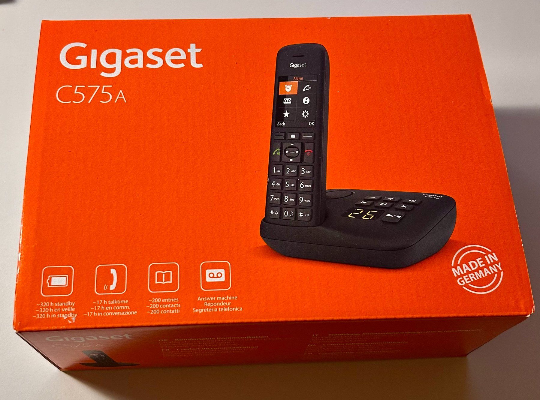 Gigaset Telefone: Gigaset C575A Telefon incl. DECT Station – Neu und originalverpackt aus Urdorf von Ozzoozzo