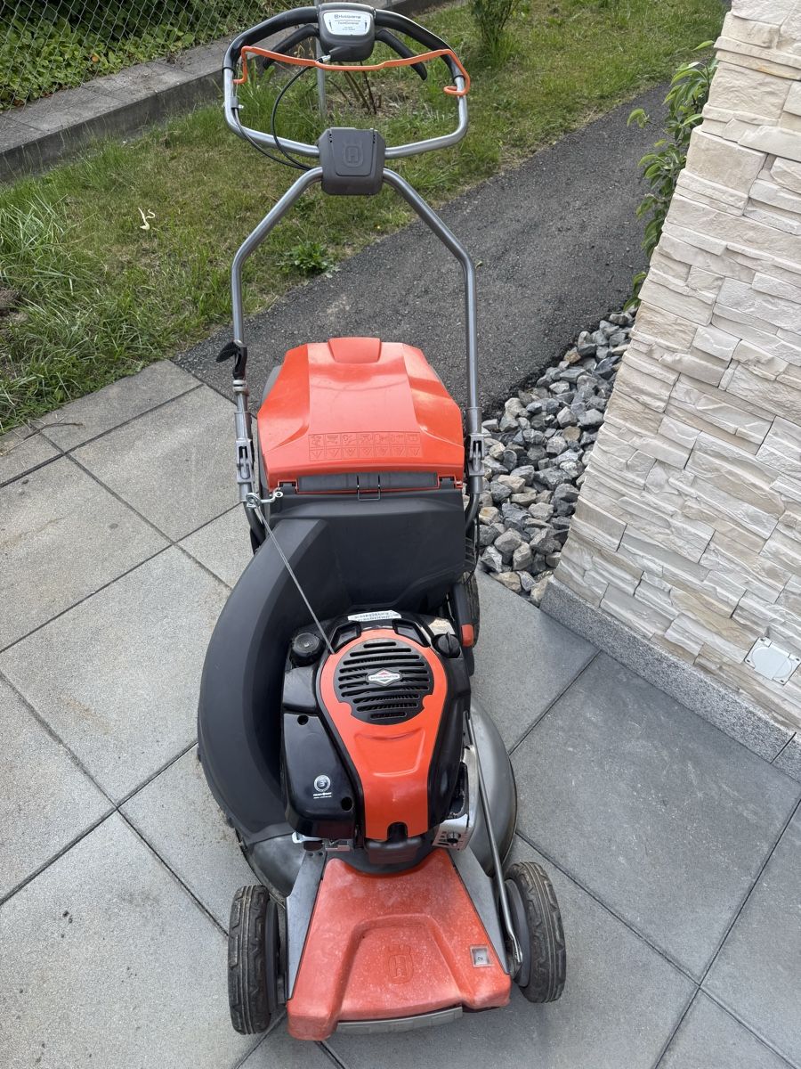 Husqvarna Tagliaerba: Husqvarna Rasenmäher – Usato da Unterseen venduto da schnitt 2