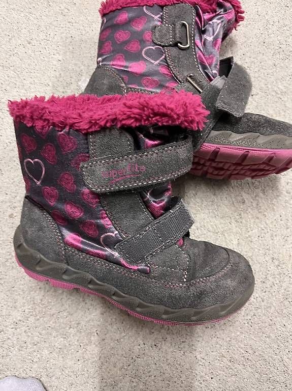 Chaussures filles: Superfit Winterschuhe Gr.28 – D'occasion à Rüfenach AG par ste_2czx