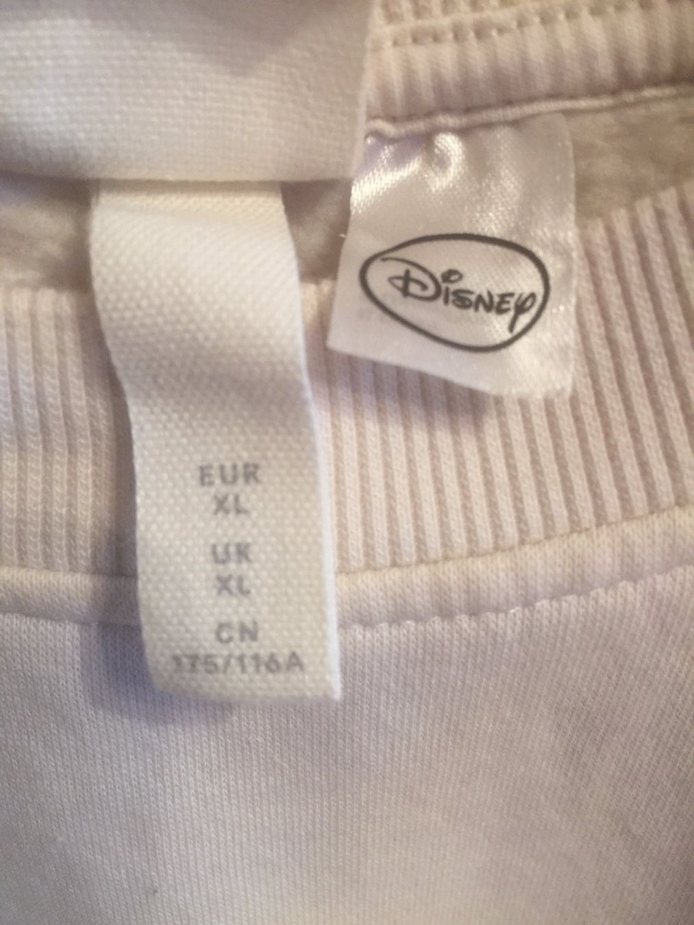 H&M Maglioni & Felpe: schöner Pullover Mickey Mouse Farbe weiss- Neuwertig! – Nuovo (secondo la descrizione) da Bolligen venduto da Astrophysiker06 5