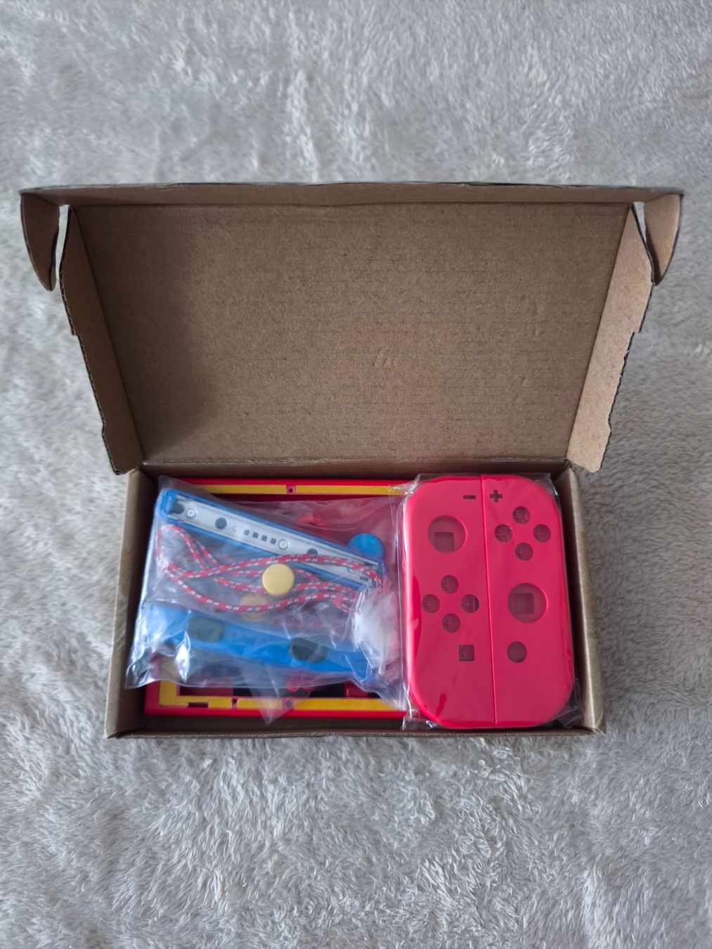 Nintendo Custodie protettive: Nintendo Switch Mario Red & Blue Edition Replacement Cover – Nuovo e nell'imballaggio originale da Winterthur venduto da Dr.Pepper01 9