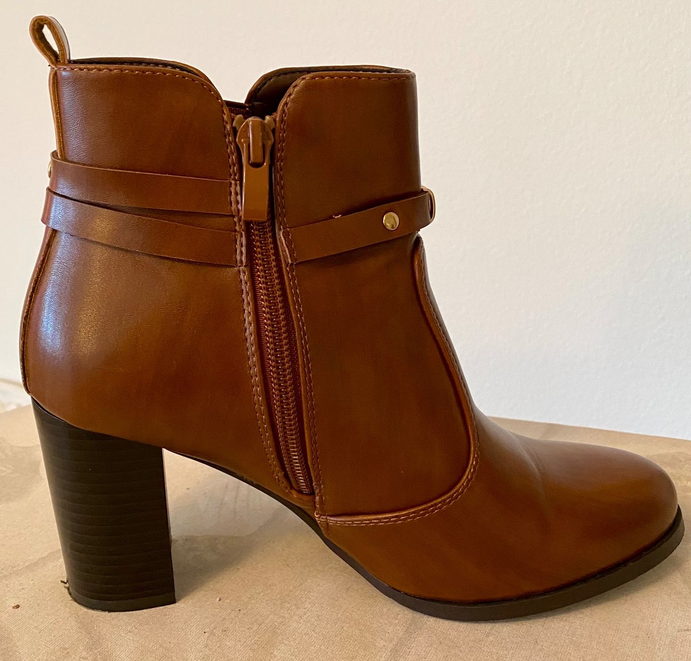 Scarpe da donna: Stiefeletten in Cognac/Braun, Gr. 37 – Usato da Zürich venduto da Maria2021 2