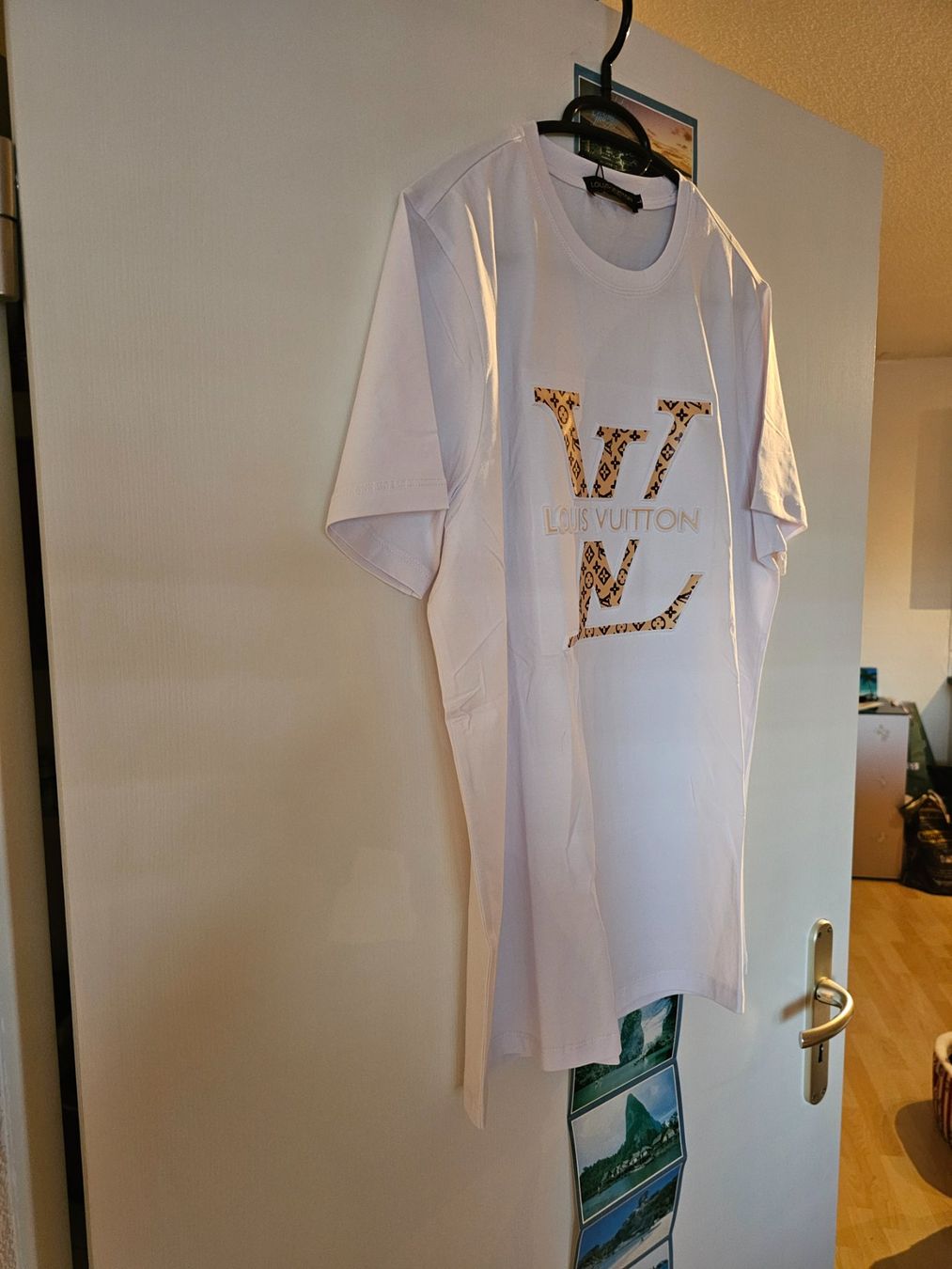 T-shirt: T-Shirt neu Gr. L – Nuovo e nell'imballaggio originale da Biel/Bienne venduto da TurfandSurf2025