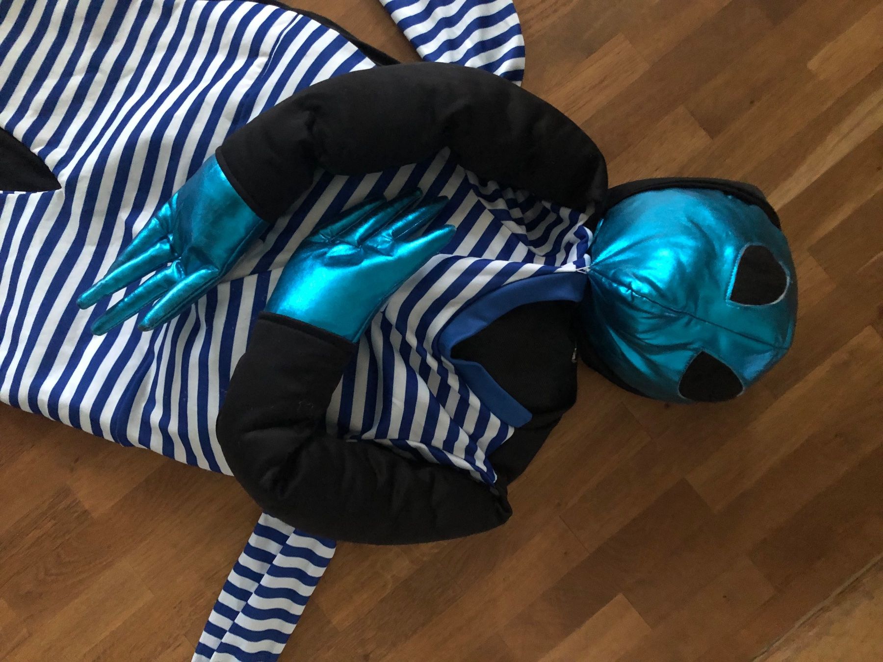 Kostüme: Fasnachtskostüm Alien Kinder – Gebraucht aus Aarau von arra7 1