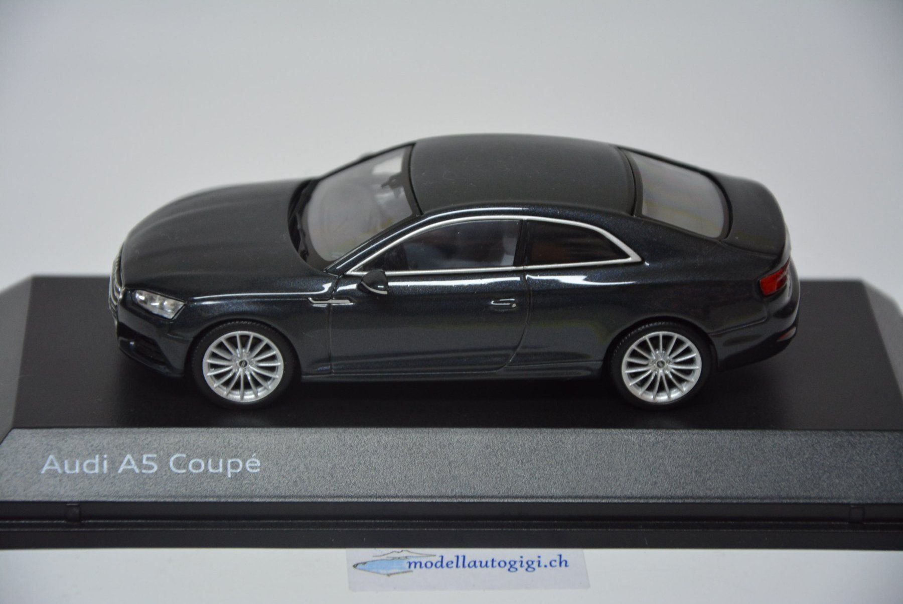 Audi Modellini d'auto: Audi A5 Coupe 2016 , Minimax , 1:43 – Nuovo e nell'imballaggio originale da Goldach venduto da Feivel9 1