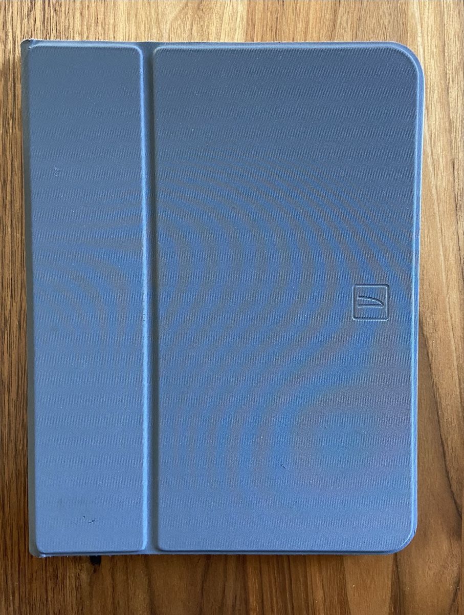Tucano Covers & Taschen: Ipad Hülle für Ipad A16 – Gebraucht aus Glattfelden von Gid0