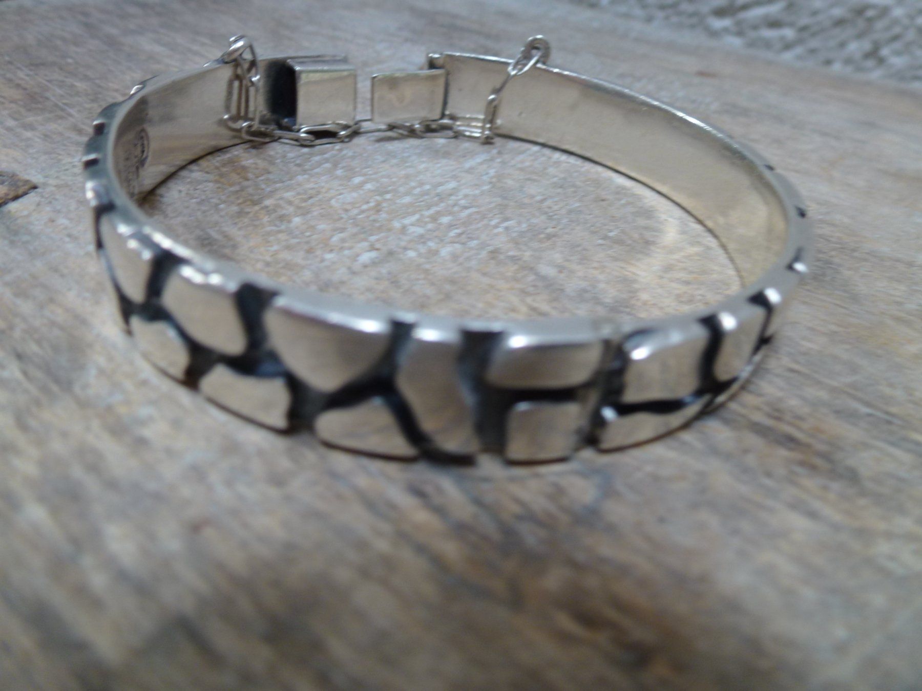 Bracciali & Braccialetti: Armreif Silber Kroko-Look / Mexico – Usato da Esslingen venduto da FetteSchnecke 7