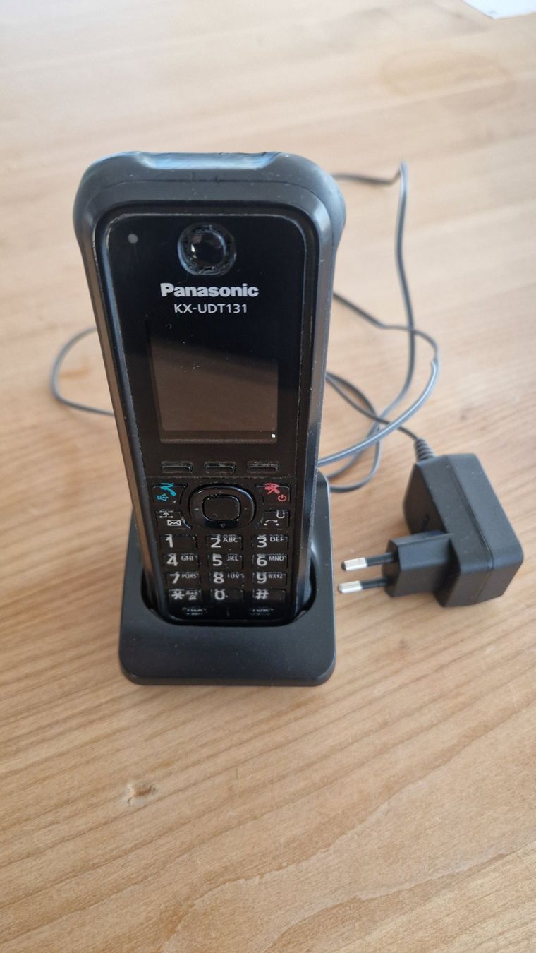 Panasonic Telefoni: Panasonic KX-UDT131 – Usato da Beckenried venduto da Narol 2