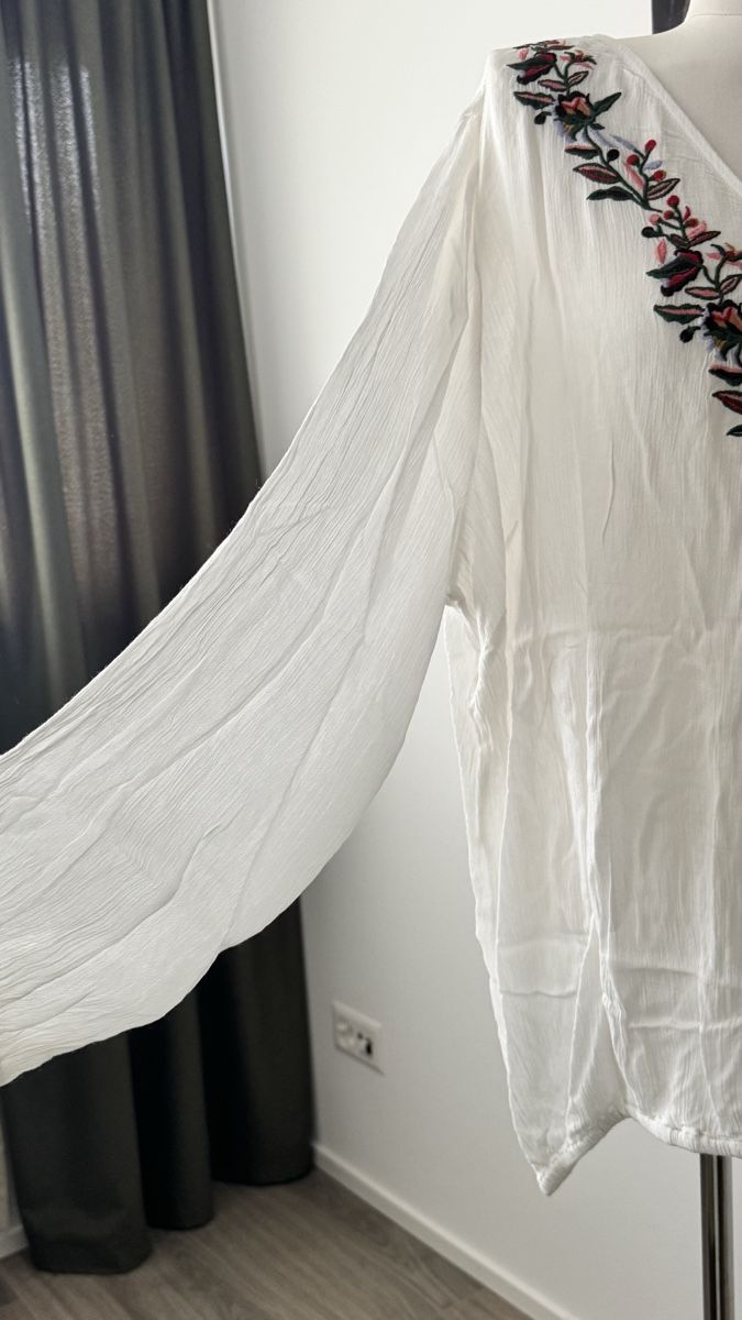 Blusen: Cotton Bluse – Neu (gemäss Beschreibung) aus Mörigen von TimelessFinds 1