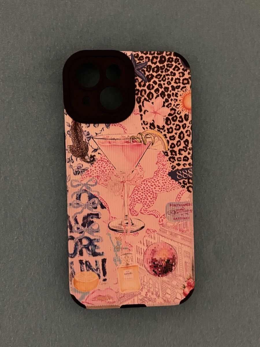 Covers & Schutzfolien: iPhone 15 Hülle 2 Stk. – Gebraucht aus Adliswil von blume_._43 2