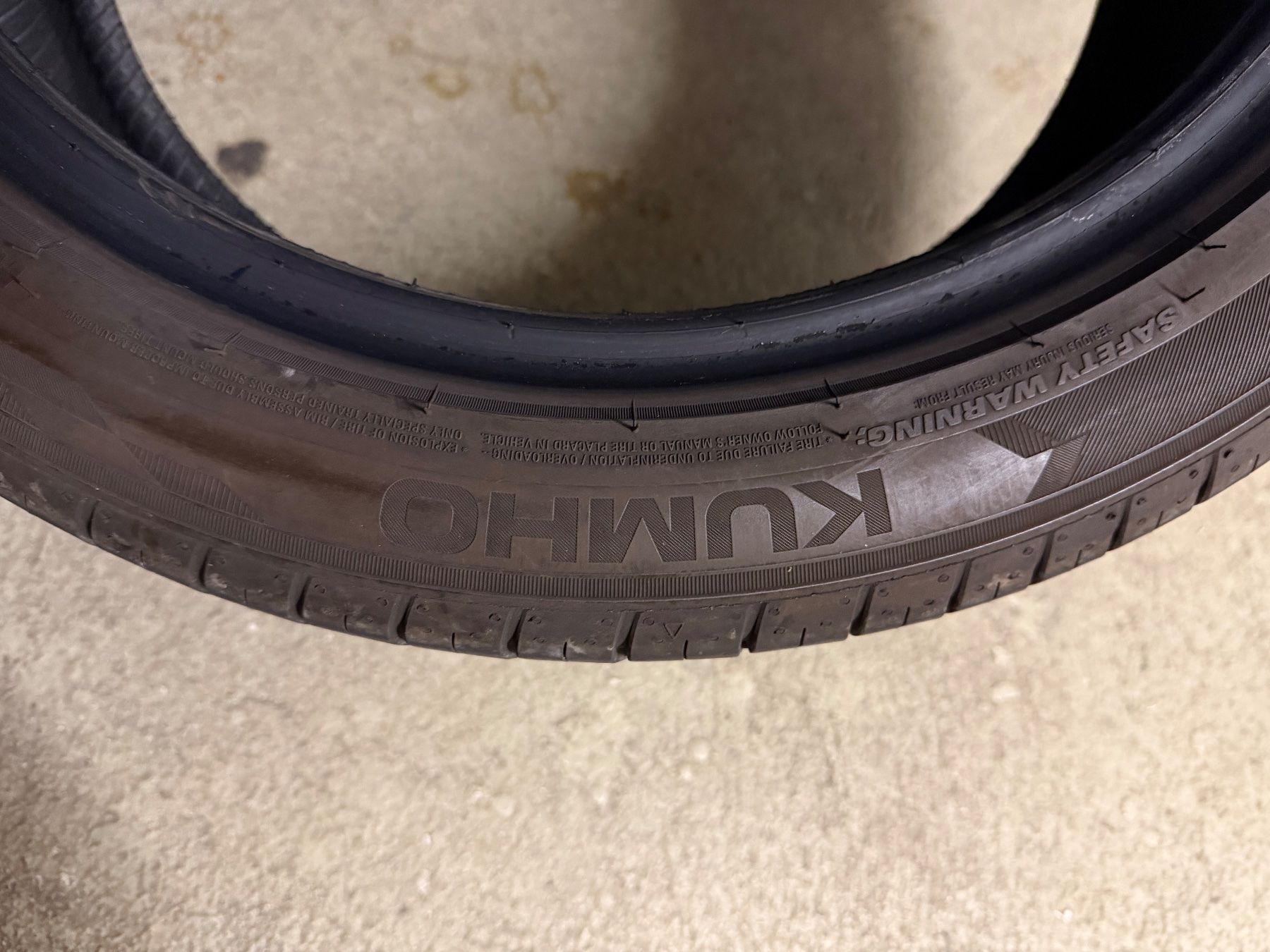 Kumho Pneumatici & Ruote complete: Kumho 195/45R16 84 V Sommer 2 Stck. – Usato da Männedorf venduto da kat_q6hn 1