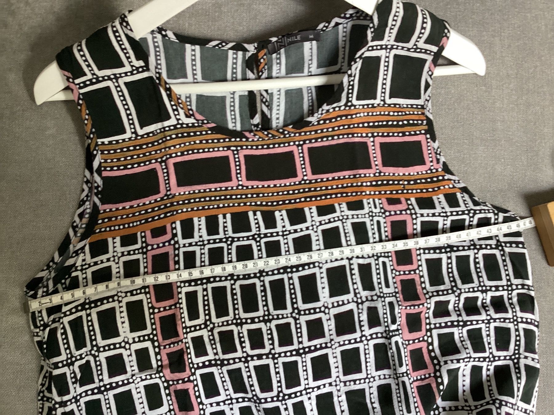 Nile Top: NILE Top mit Muster, Grösse M 💯% Viskose – Usato da Homberg b. Thun venduto da Homata 3