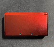 Nintendo 3DS - Red