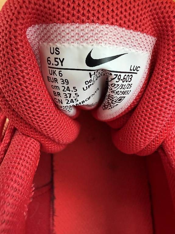 Scarpe da uomo: Neue Nike Schuhe Gr 39 – Nuovo e nell'imballaggio originale da Luzeen venduto da Trapmal01 2