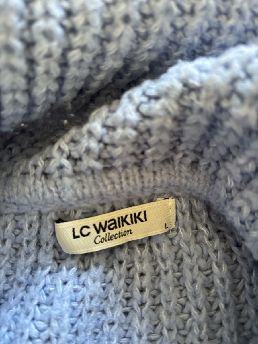 Pullover & Sweatshirts: Babyblauee Wollpullover mit Kragen – Gebraucht aus Bern von ser_6vm5 1
