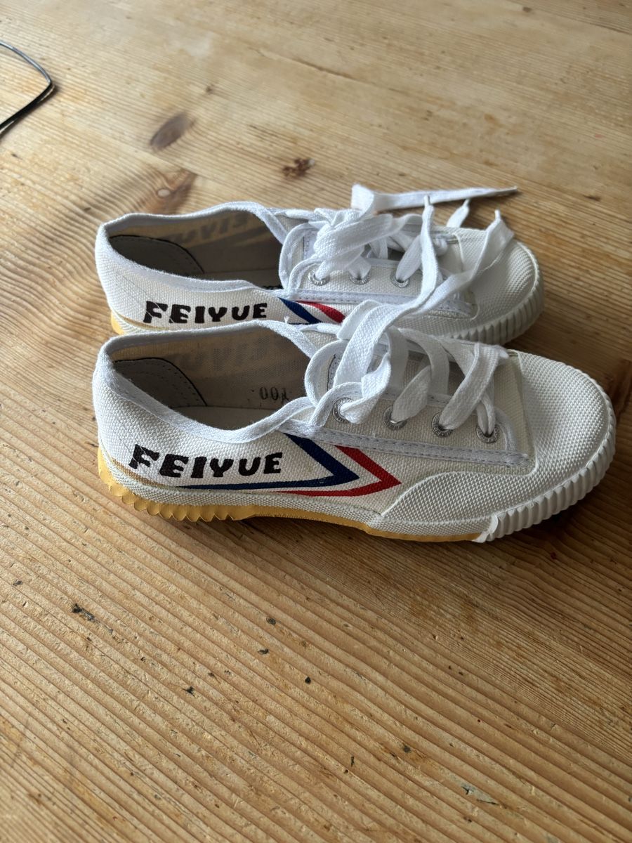 Scarpe da uomo: Kung Fu Schuhe Kinder – Nuovo (secondo la descrizione) da Zürich venduto da Saho86