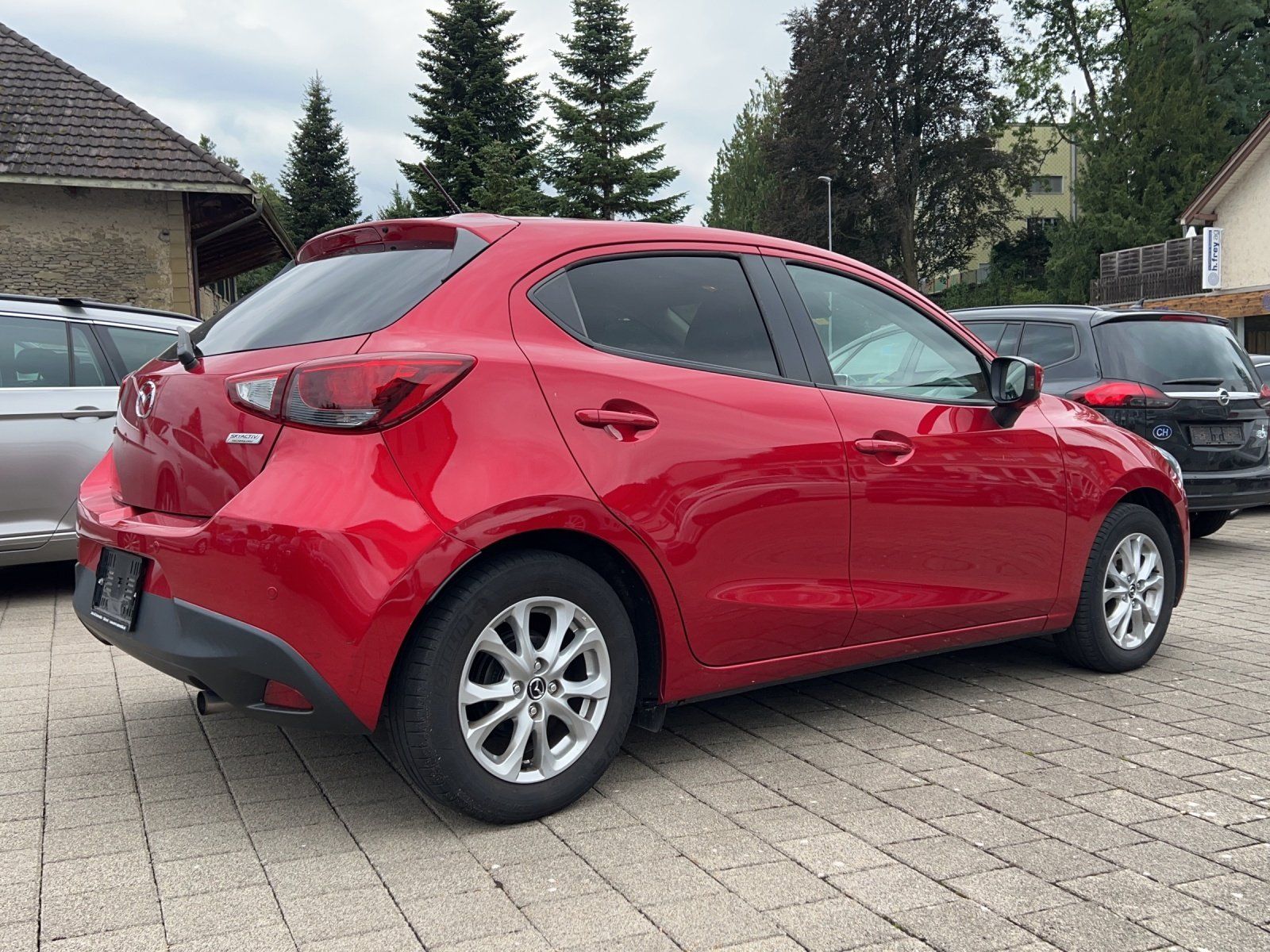 Mazda Autos: Mazda 2 Sky D 105 / Diesel – Gebraucht aus Kölliken von  1