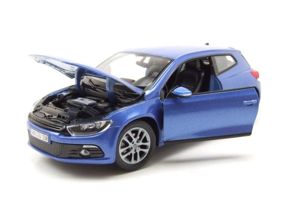 Volkswagen Modellini d'auto: VW Scirocco III Coupé Phase I 2008-2014 blau met.       1:24 – Nuovo e nell'imballaggio originale da Gerlafingen venduto da espero88 6