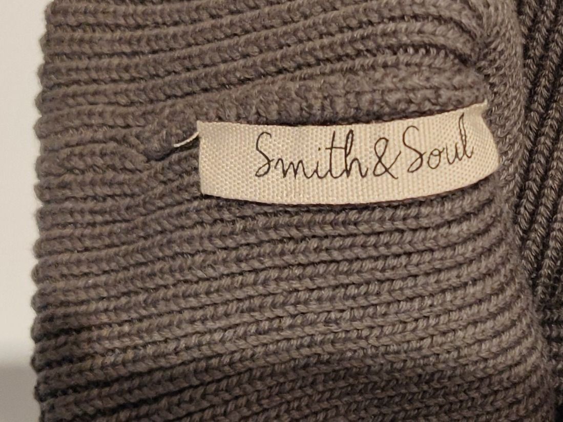 Copricapi, berretti & cappellini: Smith & Soul: Wintermütze, olivegrün – Usato da Wittenbach venduto da Cgigi 2